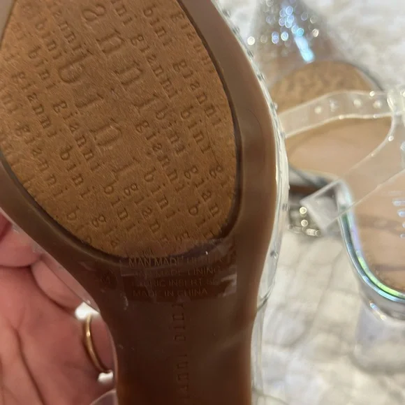 NWOT Gianni Bini Clear Block Heels with Rhinestones - Size 8.5 Bride/prom - Picture 4 of 9